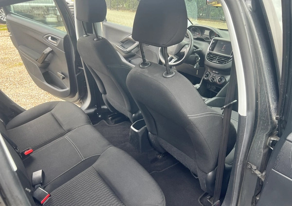 Peugeot 208 cena 25500 przebieg: 146150, rok produkcji 2015 z Międzychód małe 92